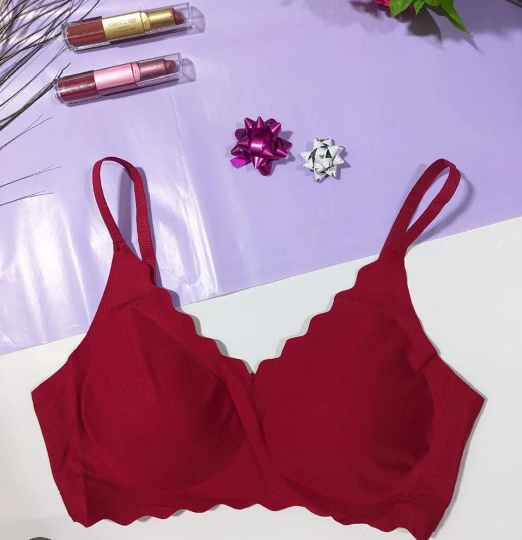 Ultra-Soft Seamless Comfort Bra with Adjustable Straps