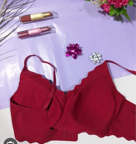 Ultra-Soft Seamless Comfort Bra with Adjustable Straps